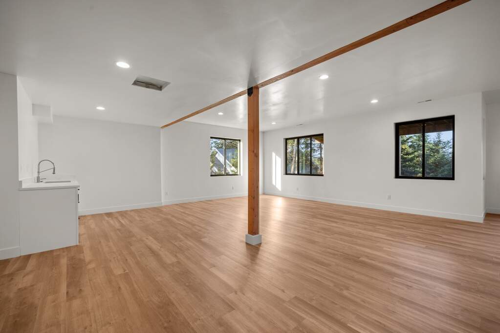 4 Bedroom Single Family Home/House's Image 53