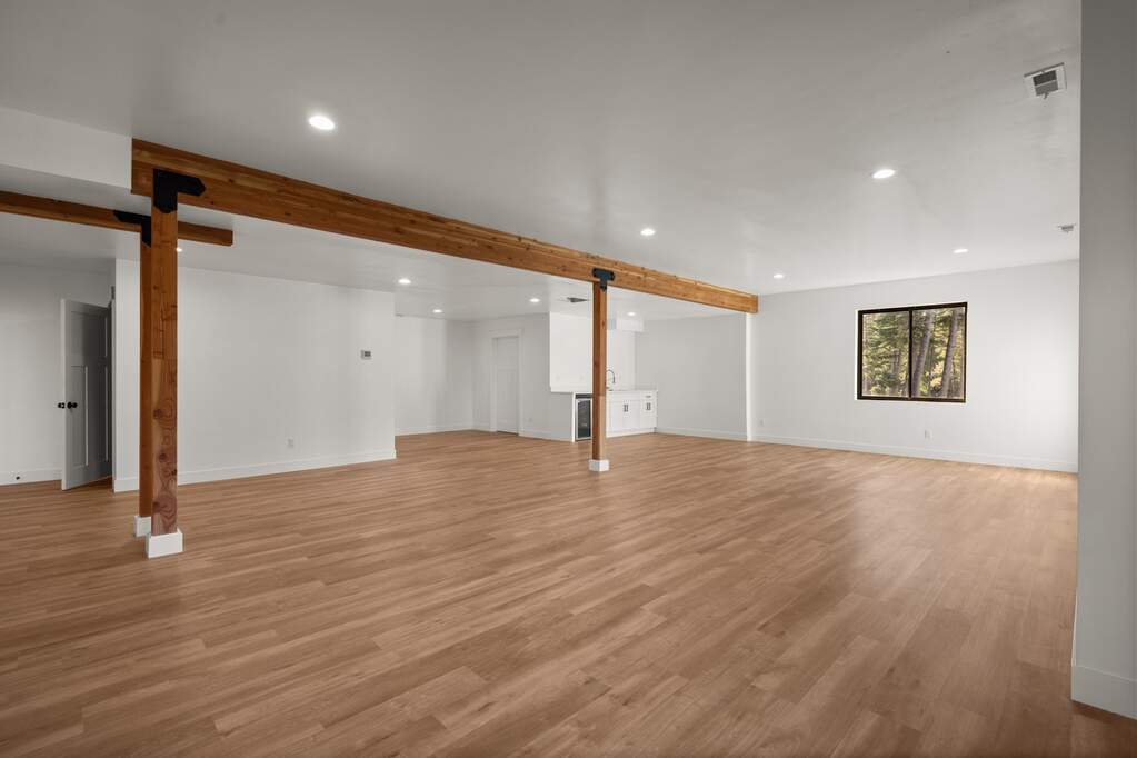 4 Bedroom Single Family Home/House's Image 54