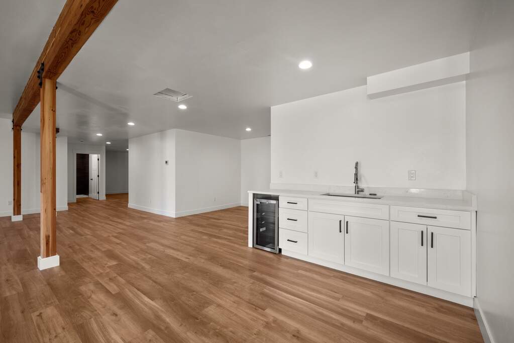 4 Bedroom Single Family Home/House's Image 55