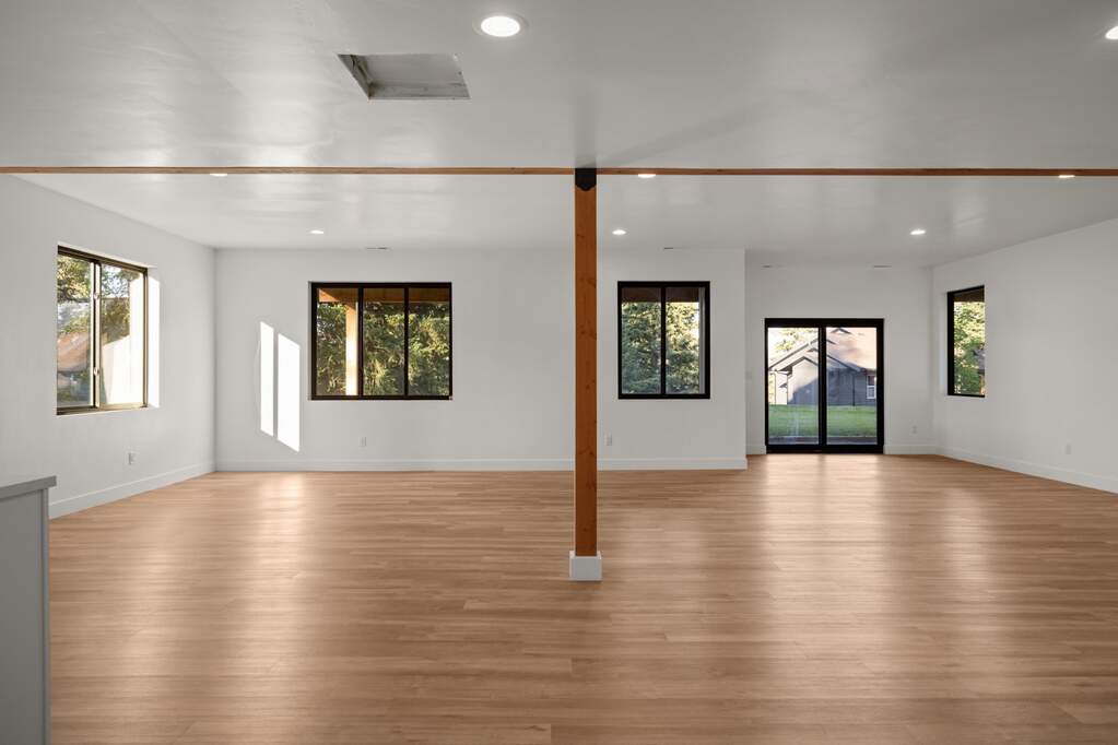 4 Bedroom Single Family Home/House's Image 57
