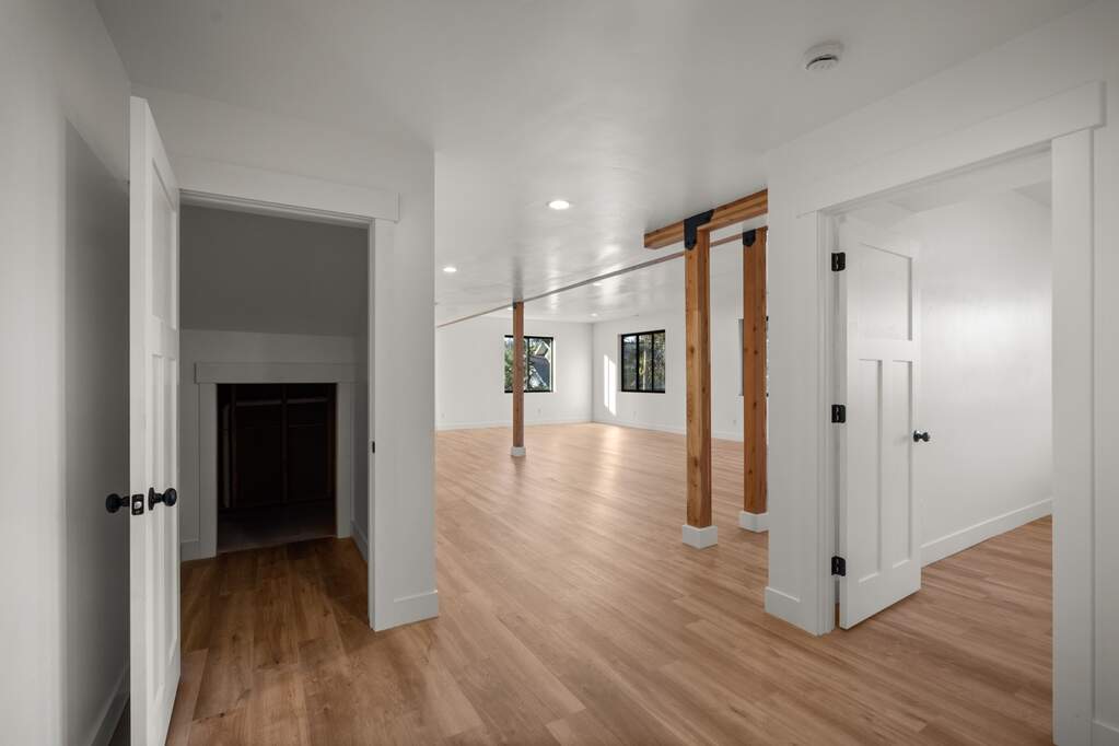 4 Bedroom Single Family Home/House's Image 63