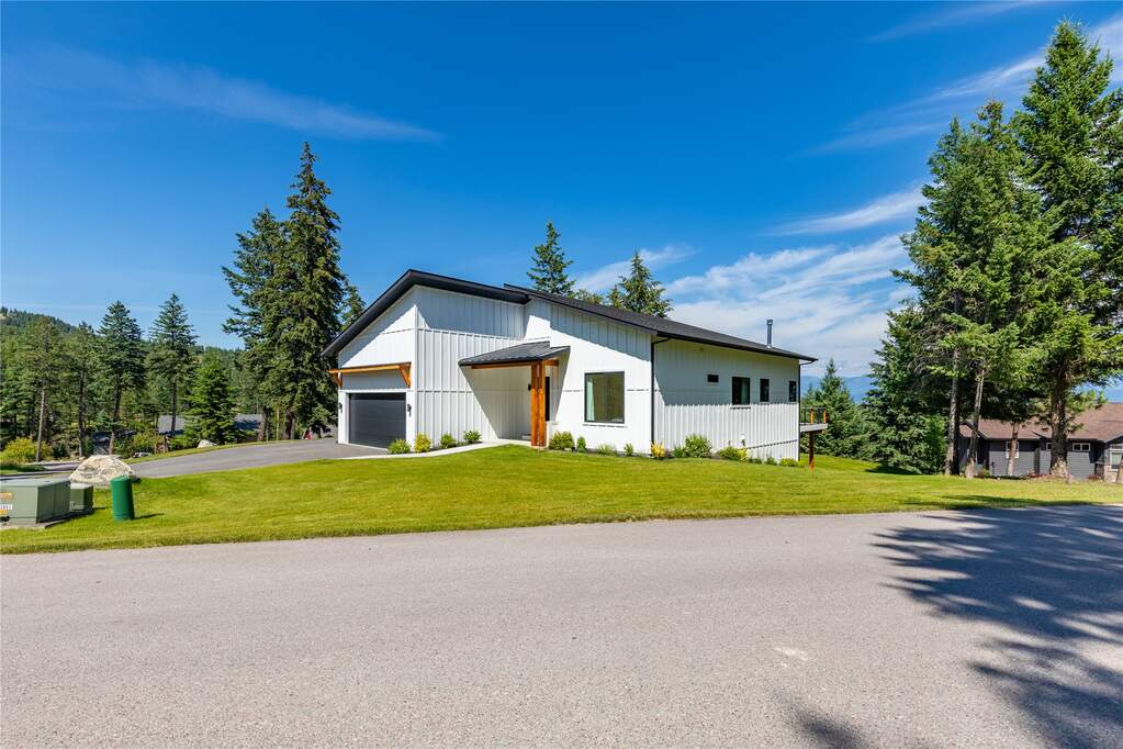 4 Bedroom Single Family Home/House's Image 82