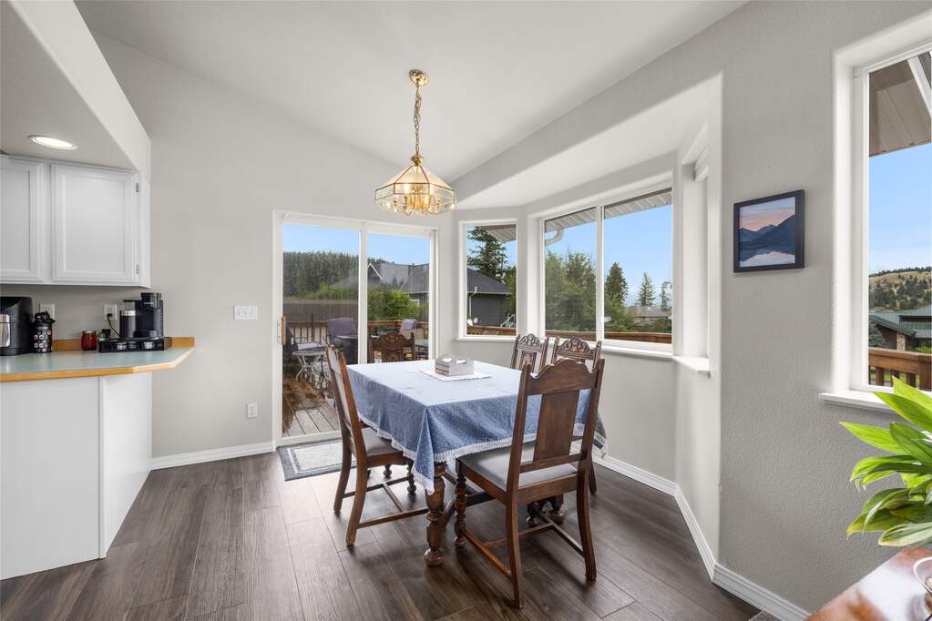 4 Bedroom Single Family Home/House's Image 7