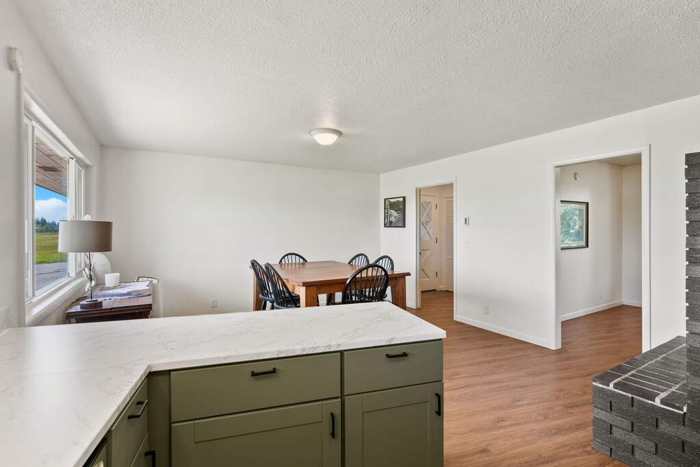 4 Bedroom Single Family Home/House's Image 17