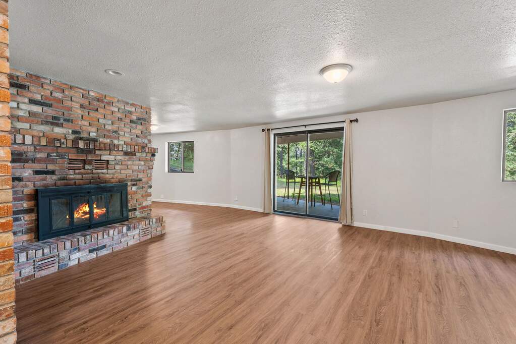 4 Bedroom Single Family Home/House's Image 29