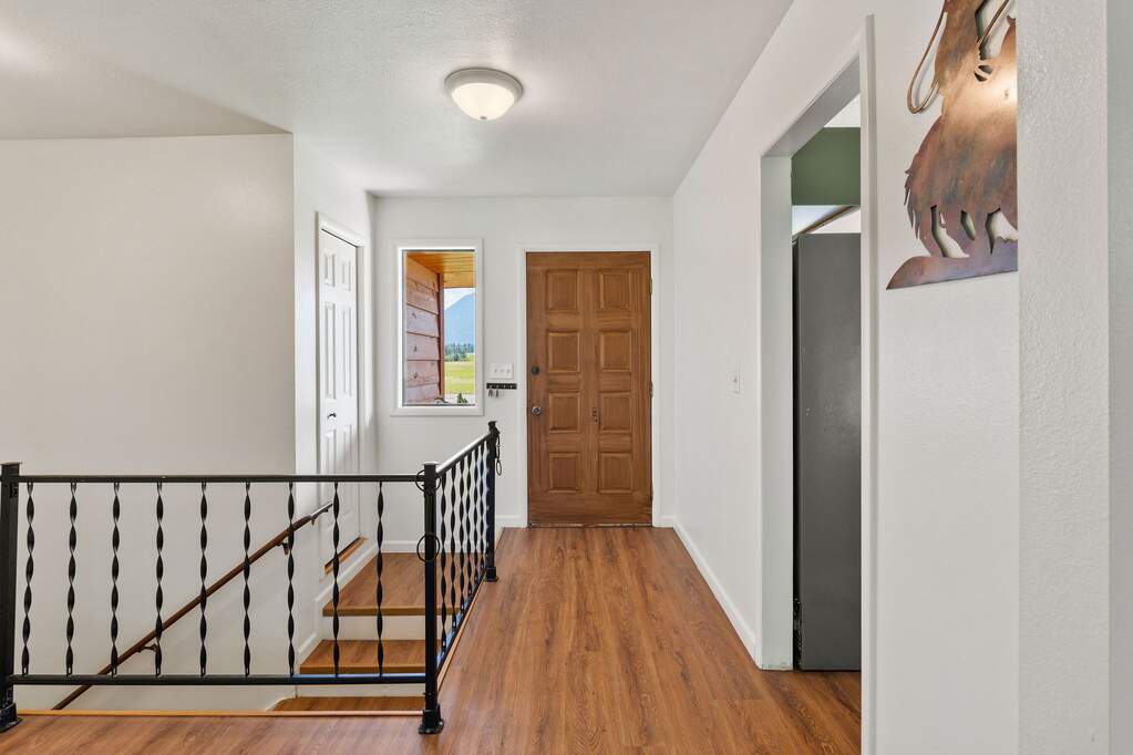 4 Bedroom Single Family Home/House's Image 3