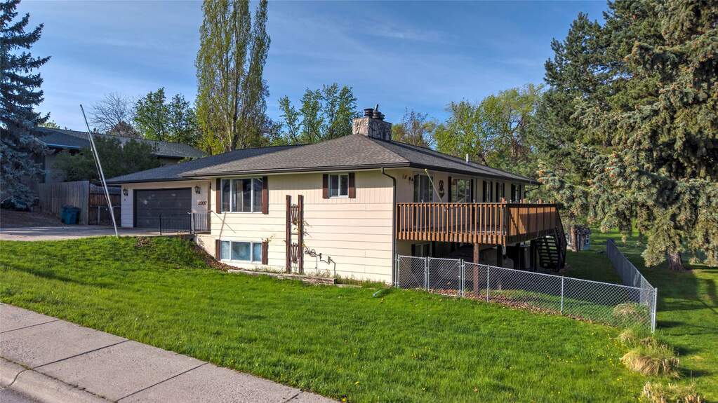 5 Bedroom Single Family Home/House's Image 29