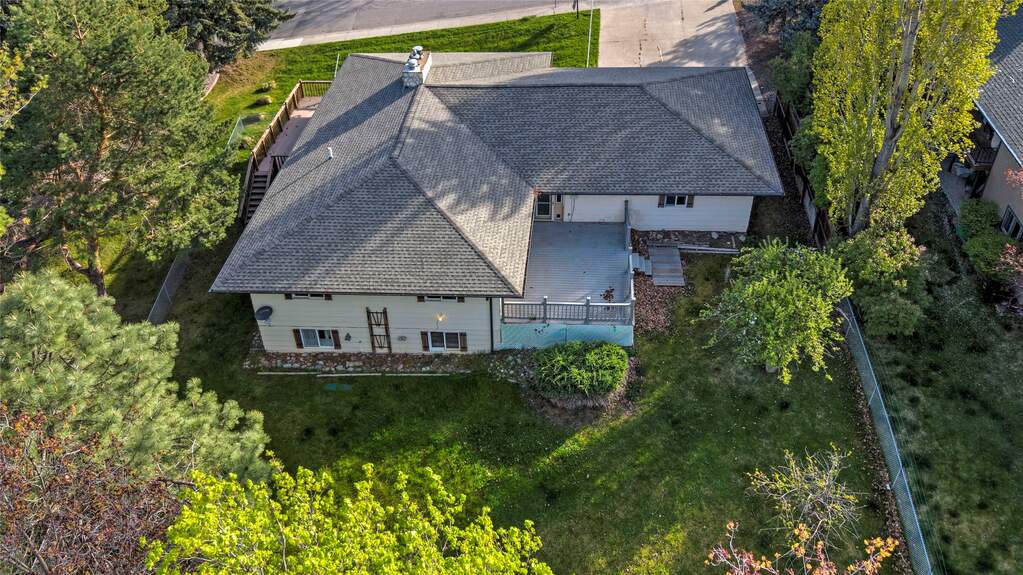 5 Bedroom Single Family Home/House's Image 33