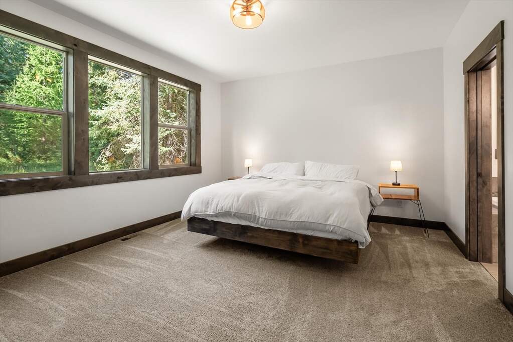 3 Bedroom Single Family Home/House's Image 9