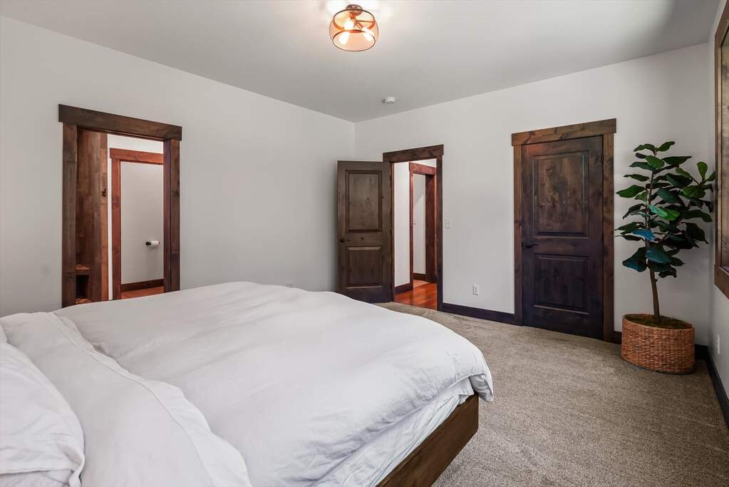 3 Bedroom Single Family Home/House's Image 10