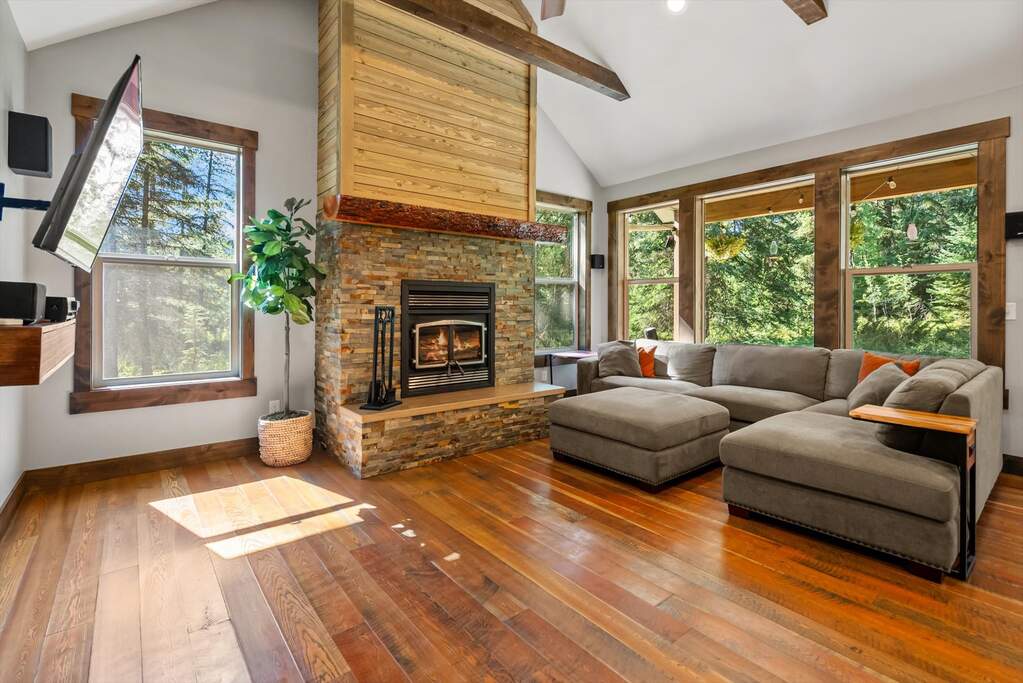 3 Bedroom Single Family Home/House's Image 3