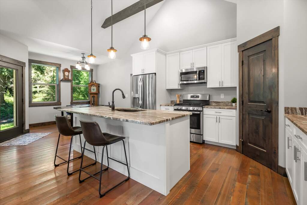 3 Bedroom Single Family Home/House's Image 6
