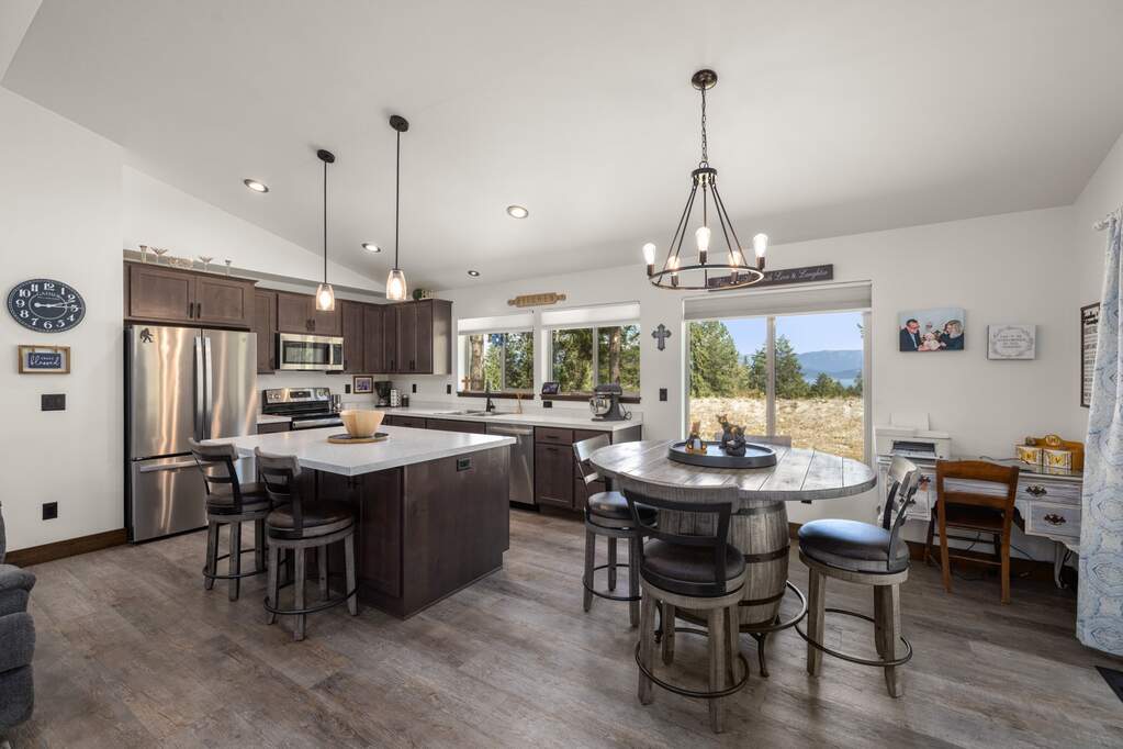 3 Bedroom Single Family Home/House's Image 8