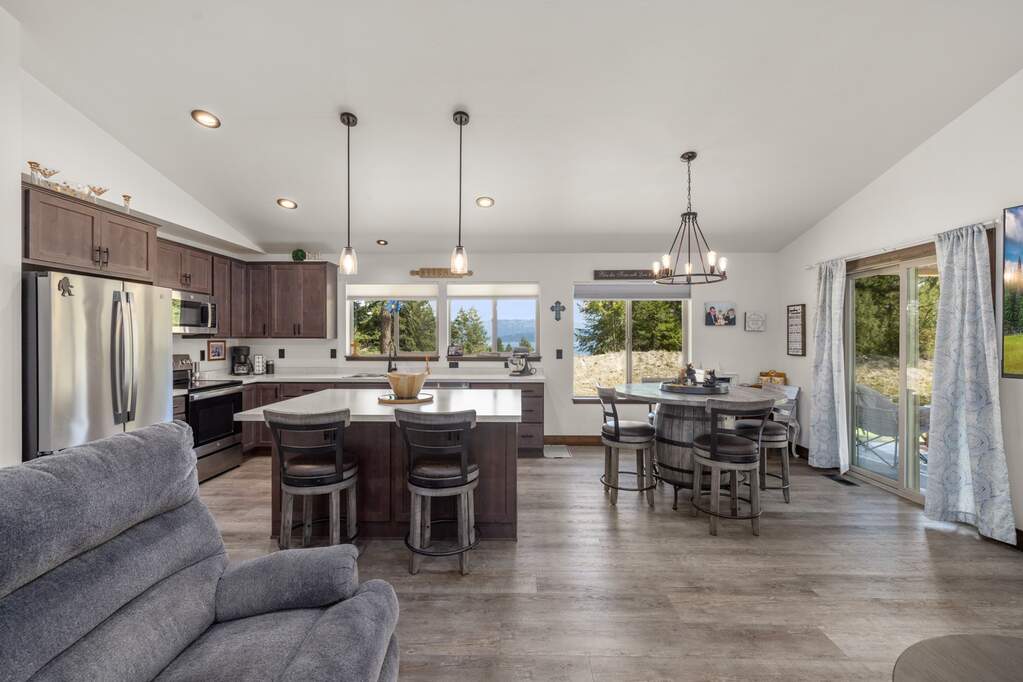 3 Bedroom Single Family Home/House's Image 9