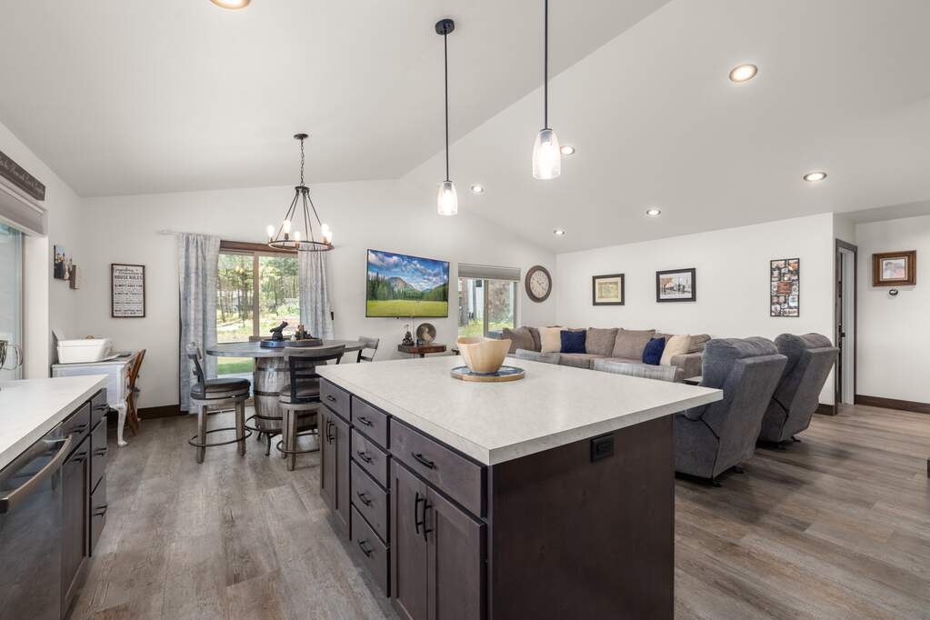 3 Bedroom Single Family Home/House's Image 12