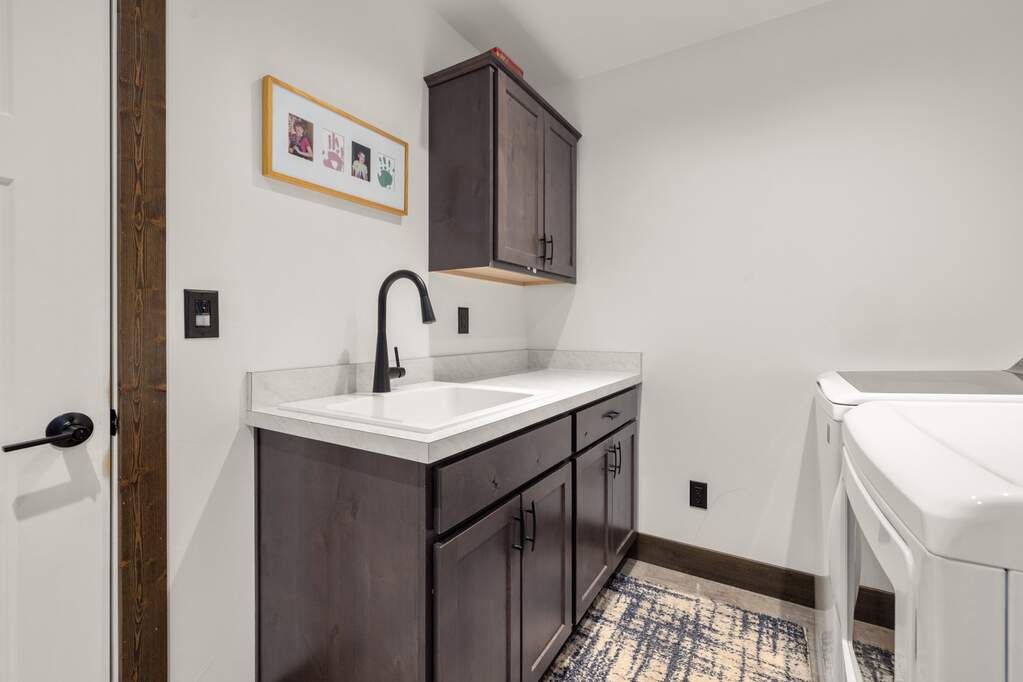 3 Bedroom Single Family Home/House's Image 27