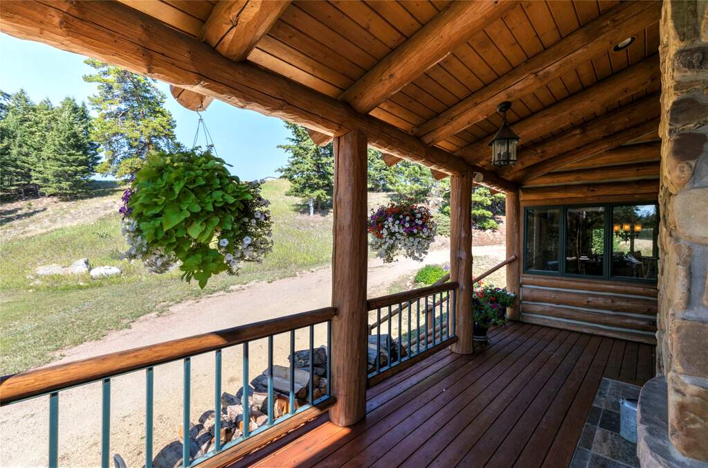 3 Bedroom Single Family Home/House's Image 44