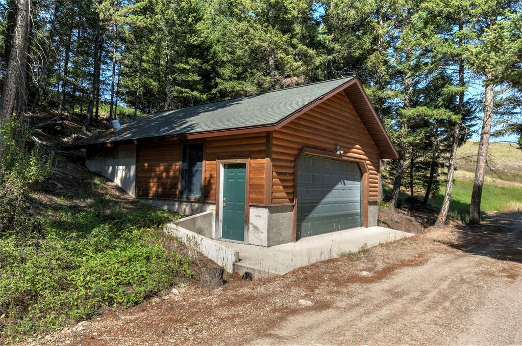 3 Bedroom Single Family Home/House's Image 50