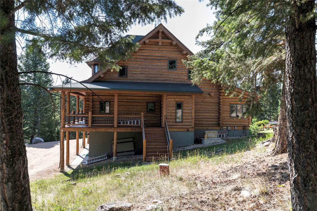 3 Bedroom Single Family Home/House's Image 52