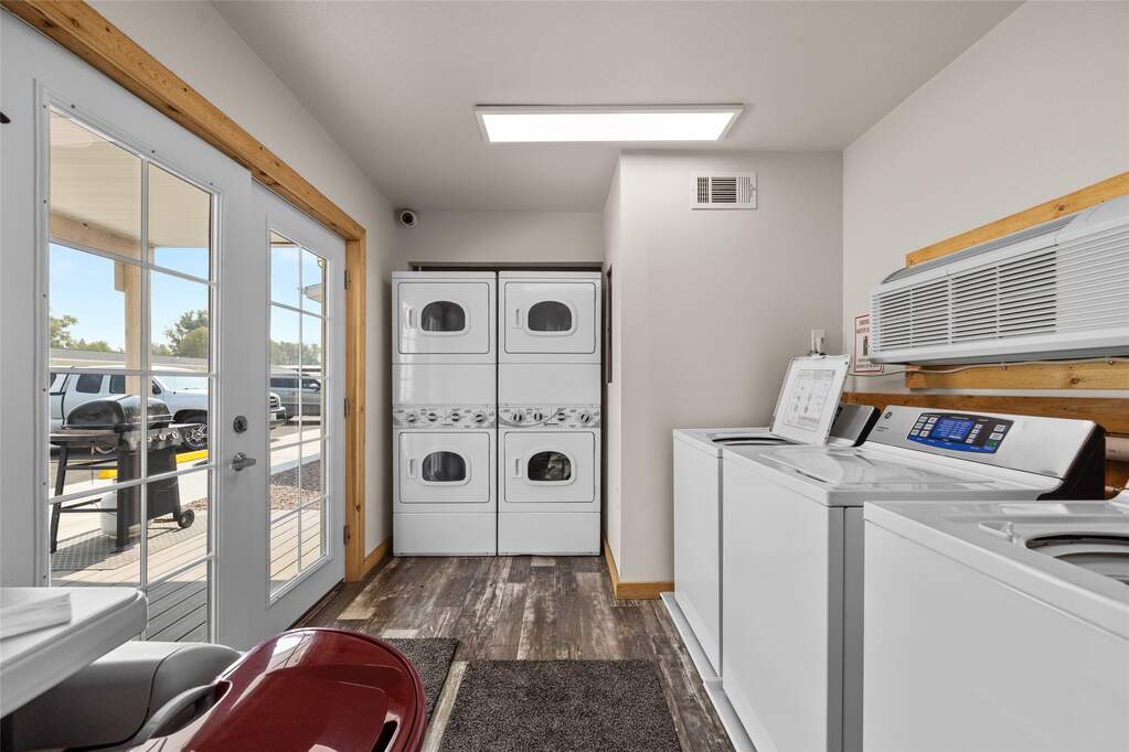 20 Bedroom Multi Unit's Image 24