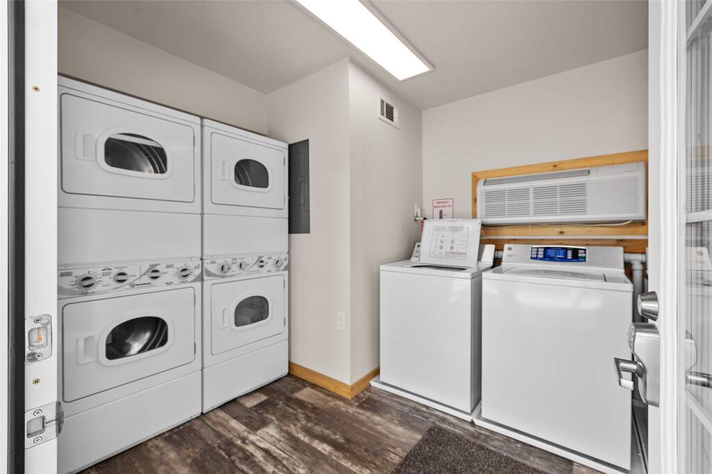 20 Bedroom Multi Unit's Image 25