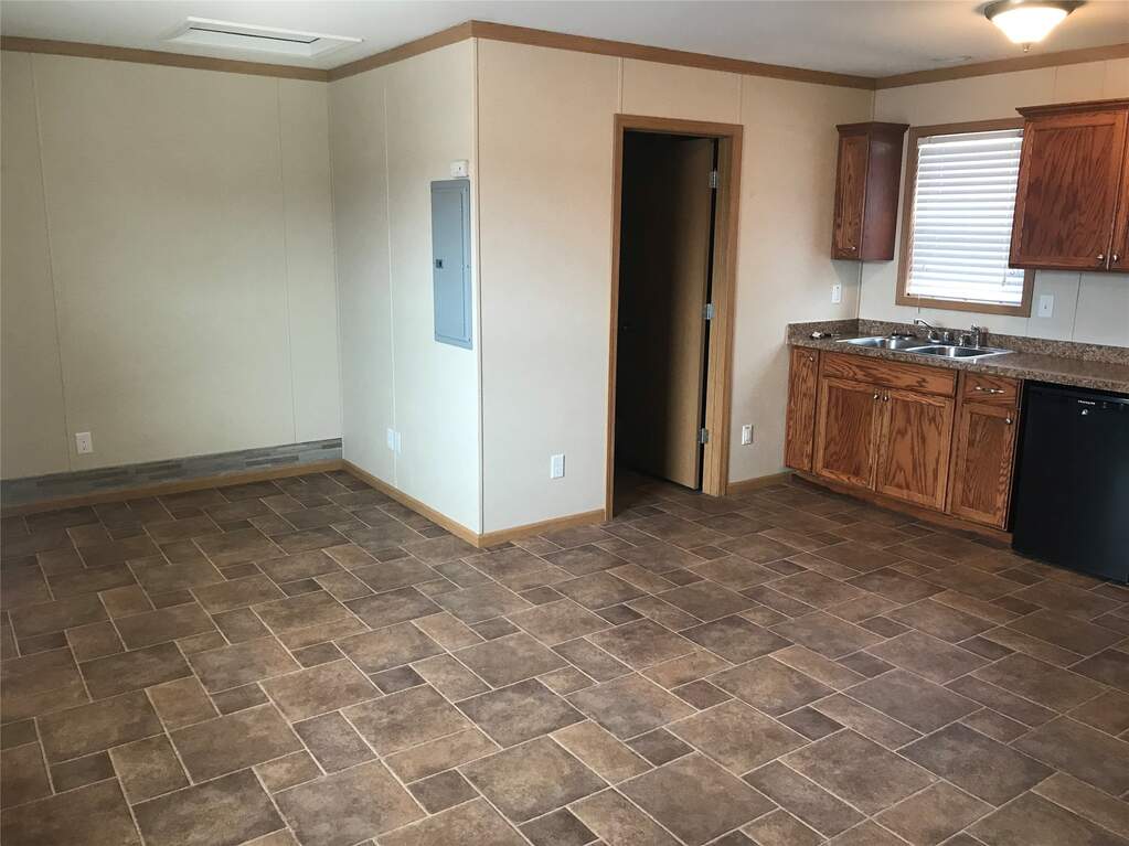 20 Bedroom Multi Unit's Image 4