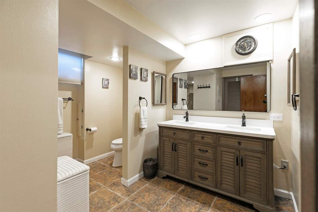 3 Bedroom Single Family Home/House's Image 27