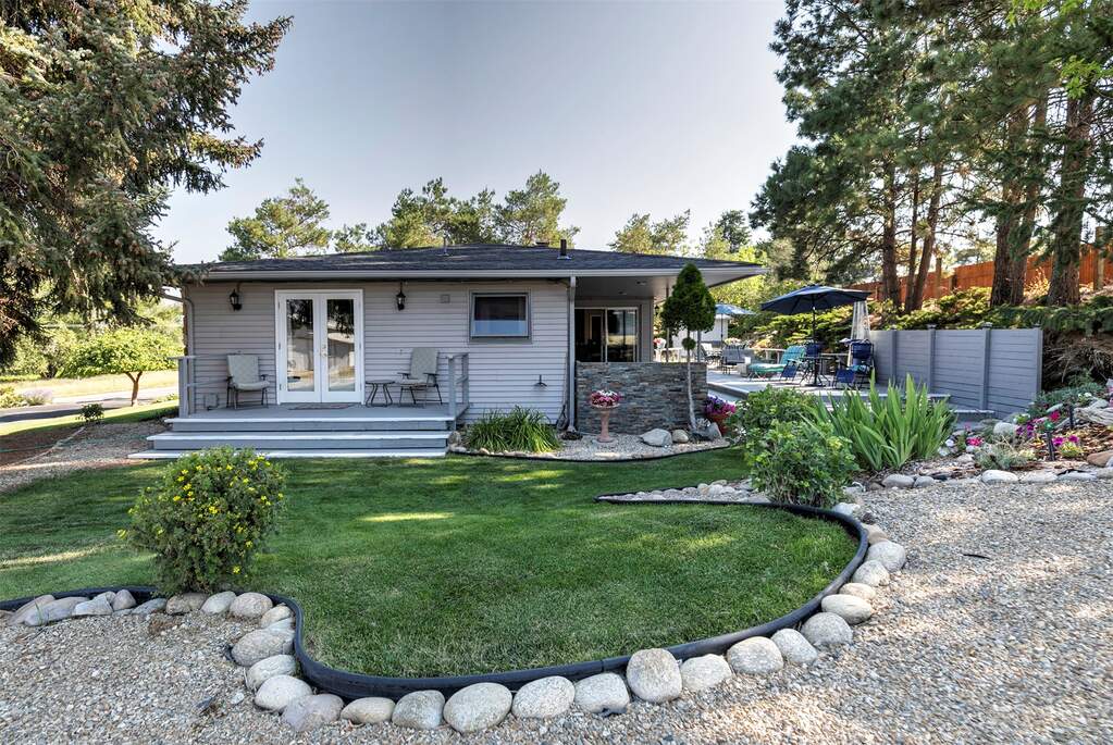 3 Bedroom Single Family Home/House's Image 38
