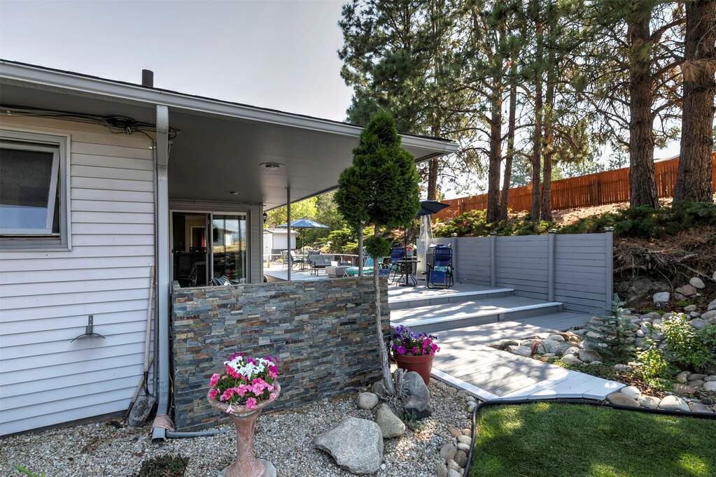3 Bedroom Single Family Home/House's Image 40