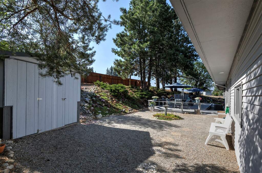 3 Bedroom Single Family Home/House's Image 49