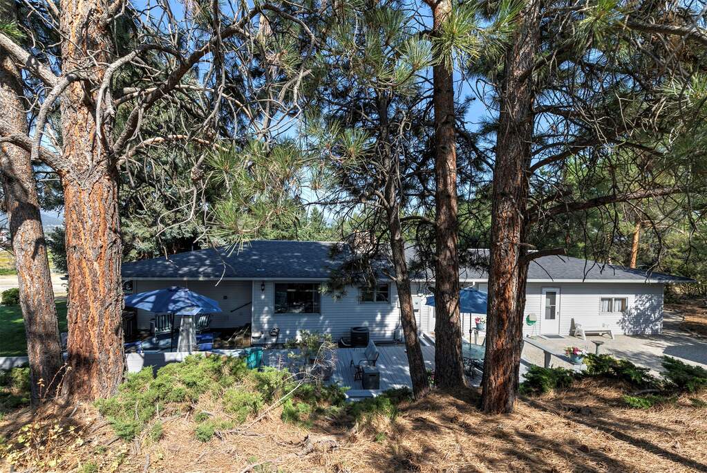 3 Bedroom Single Family Home/House's Image 54