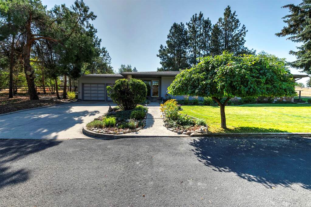 3 Bedroom Single Family Home/House's Image 59