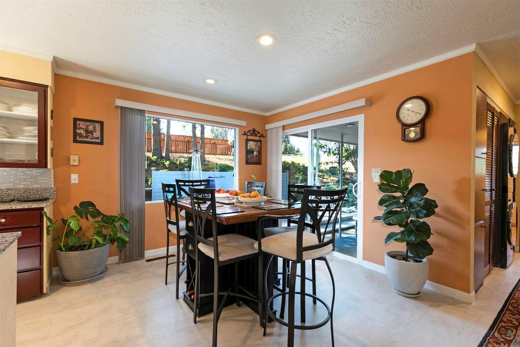 3 Bedroom Single Family Home/House's Image 5