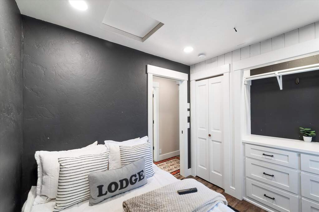 3 Bedroom Single Family Home/House's Image 55