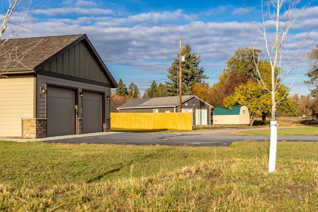4 Bedroom Single Family Home/House's Image 7