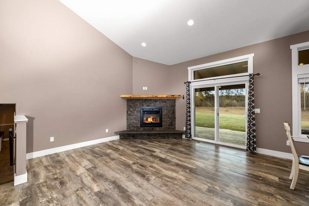 4 Bedroom Single Family Home/House's Image 14