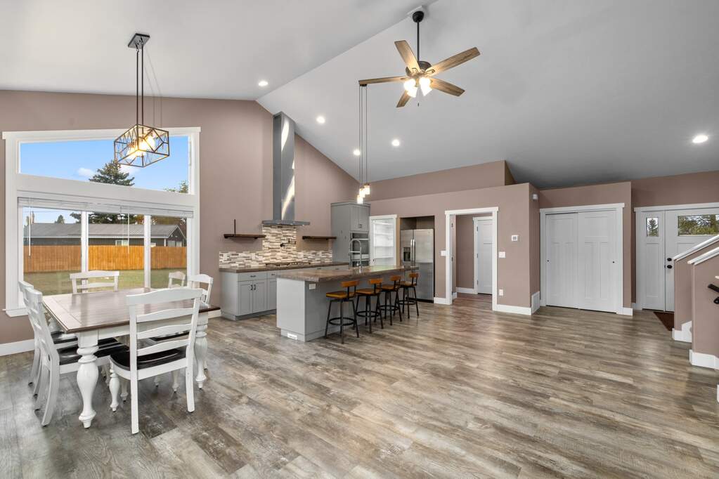 4 Bedroom Single Family Home/House's Image 17