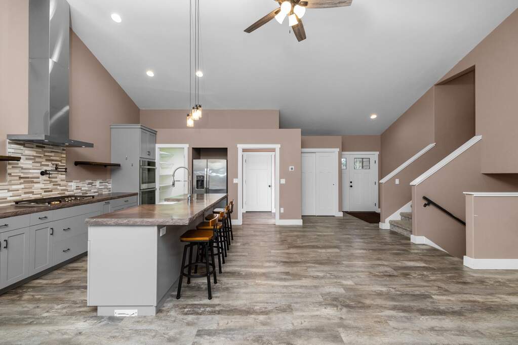 4 Bedroom Single Family Home/House's Image 18