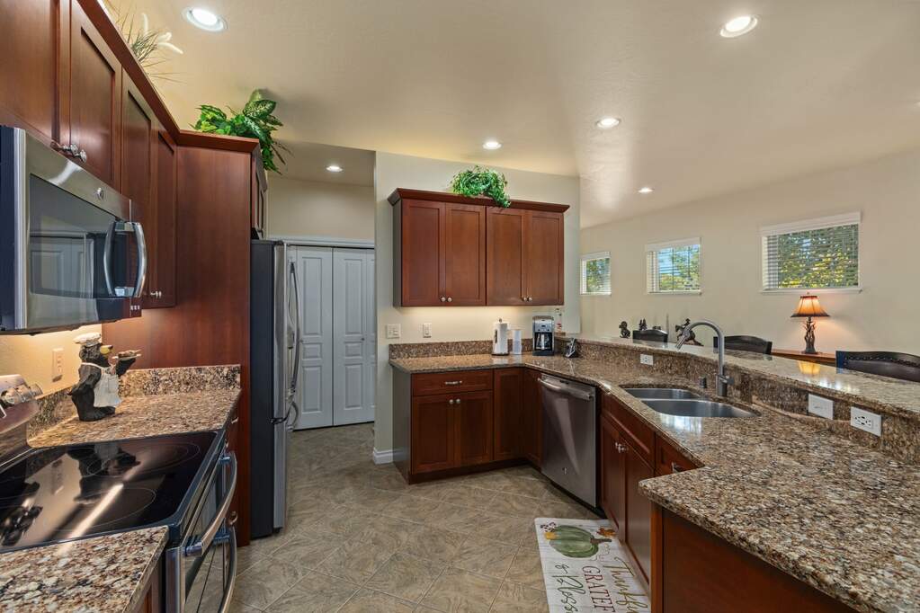 4 Bedroom Villa/Townhouse's Image 9