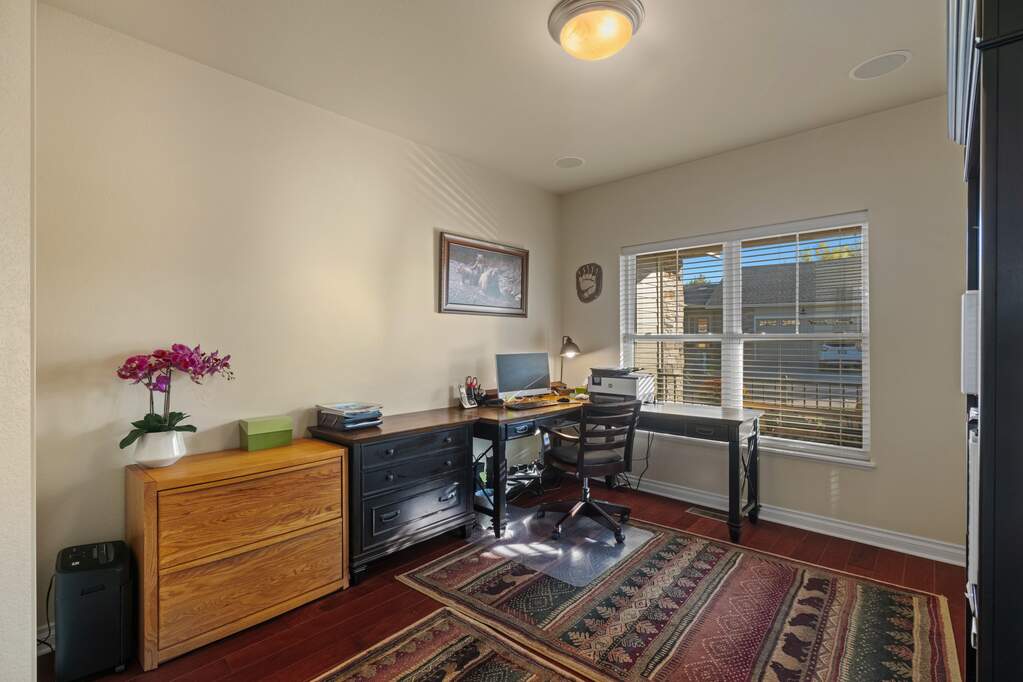 4 Bedroom Villa/Townhouse's Image 19