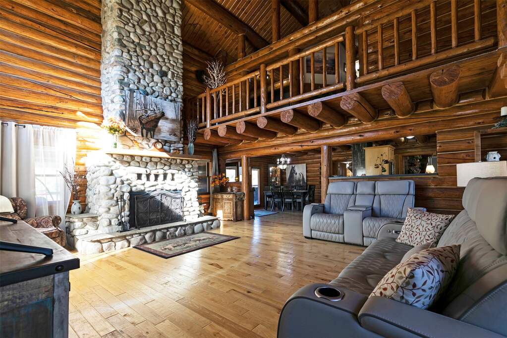 3 Bedroom Single Family Home/House's Image 3