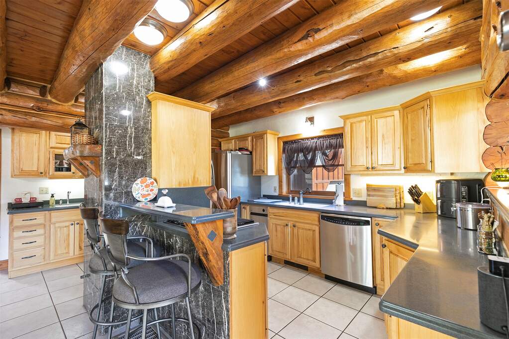 3 Bedroom Single Family Home/House's Image 6