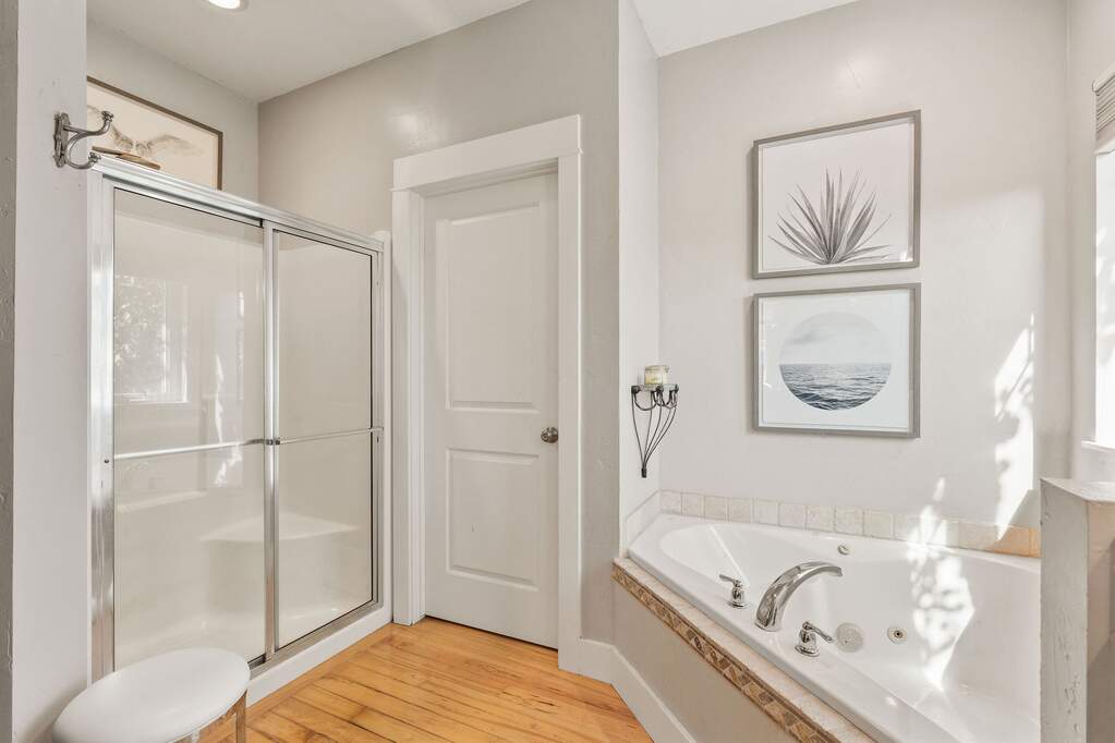 4 Bedroom Single Family Home/House's Image 22