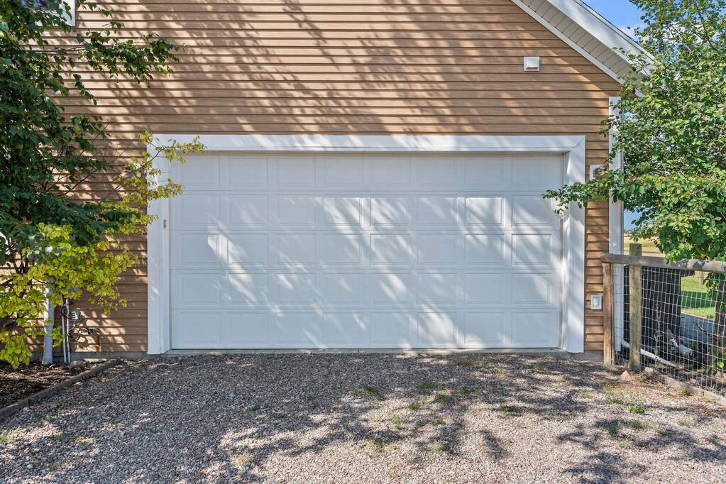 4 Bedroom Single Family Home/House's Image 37