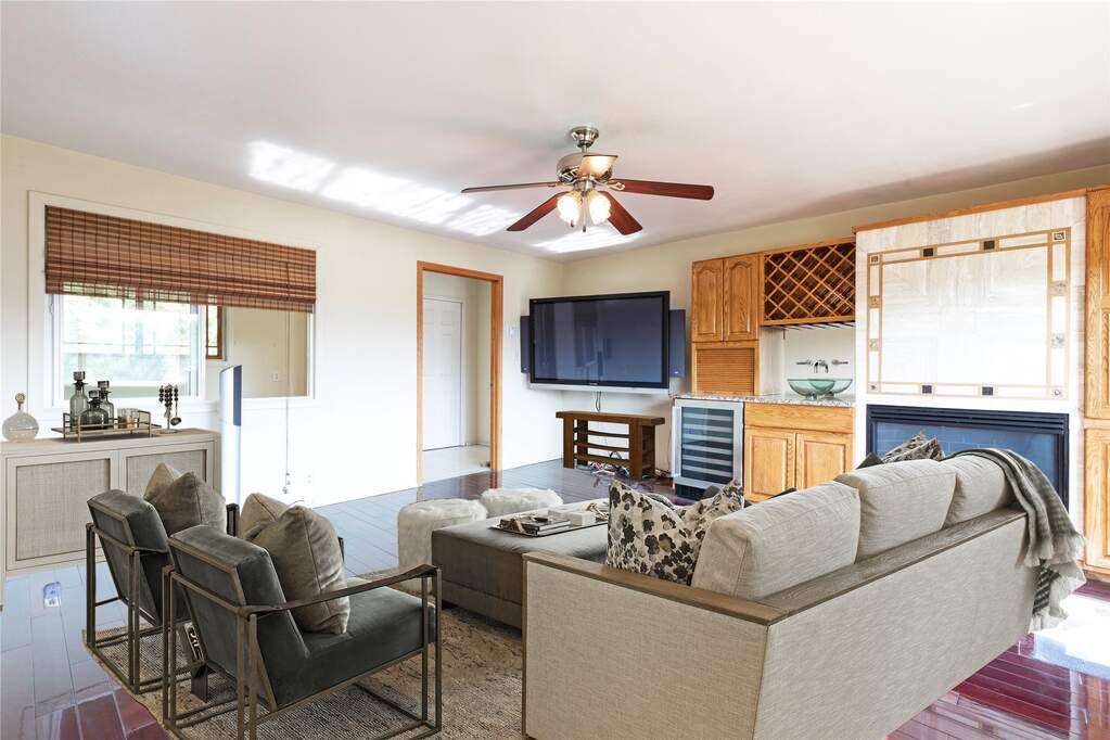 4 Bedroom Single Family Home/House's Image 35