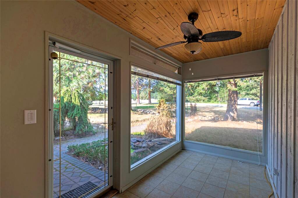 4 Bedroom Single Family Home/House's Image 5