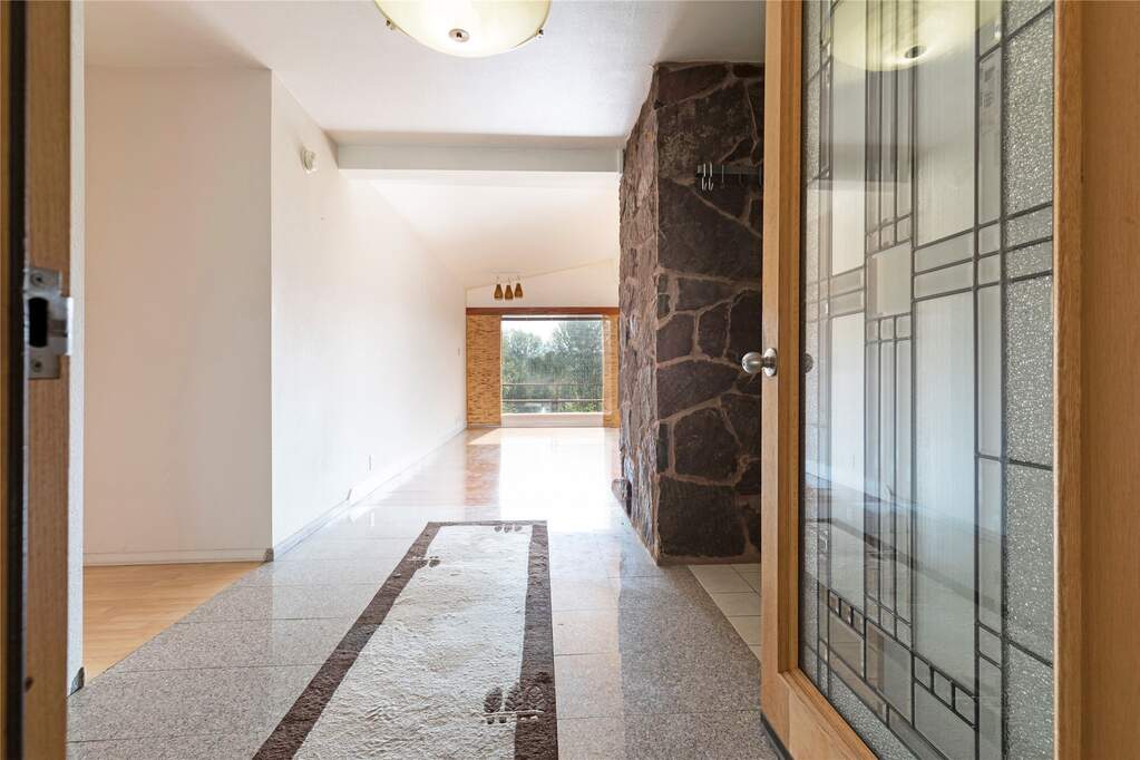 4 Bedroom Single Family Home/House's Image 6