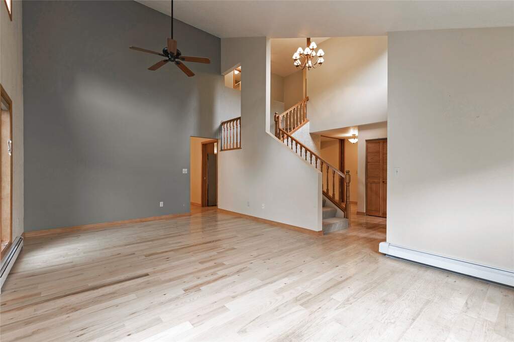 5 Bedroom Single Family Home/House's Image 19