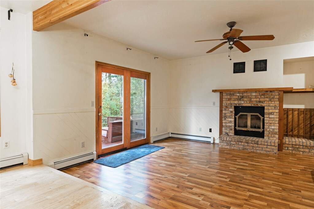 5 Bedroom Single Family Home/House's Image 26