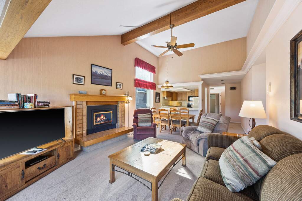 2 Bedroom Villa/Townhouse's Image 11